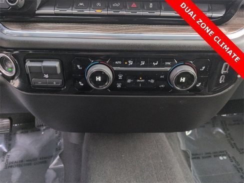 Used 2024 Chevrolet Silverado 1500 LT w/ Z71 Off-Road Package image 18