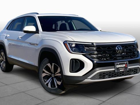 New 2026 Volkswagen Atlas Cross Sport SE AWD/4WD image 2