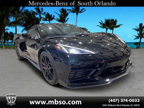 Used 2024 Chevrolet Corvette Stingray Preferred Cpe w/ Z51 Performance Package RWD image 1