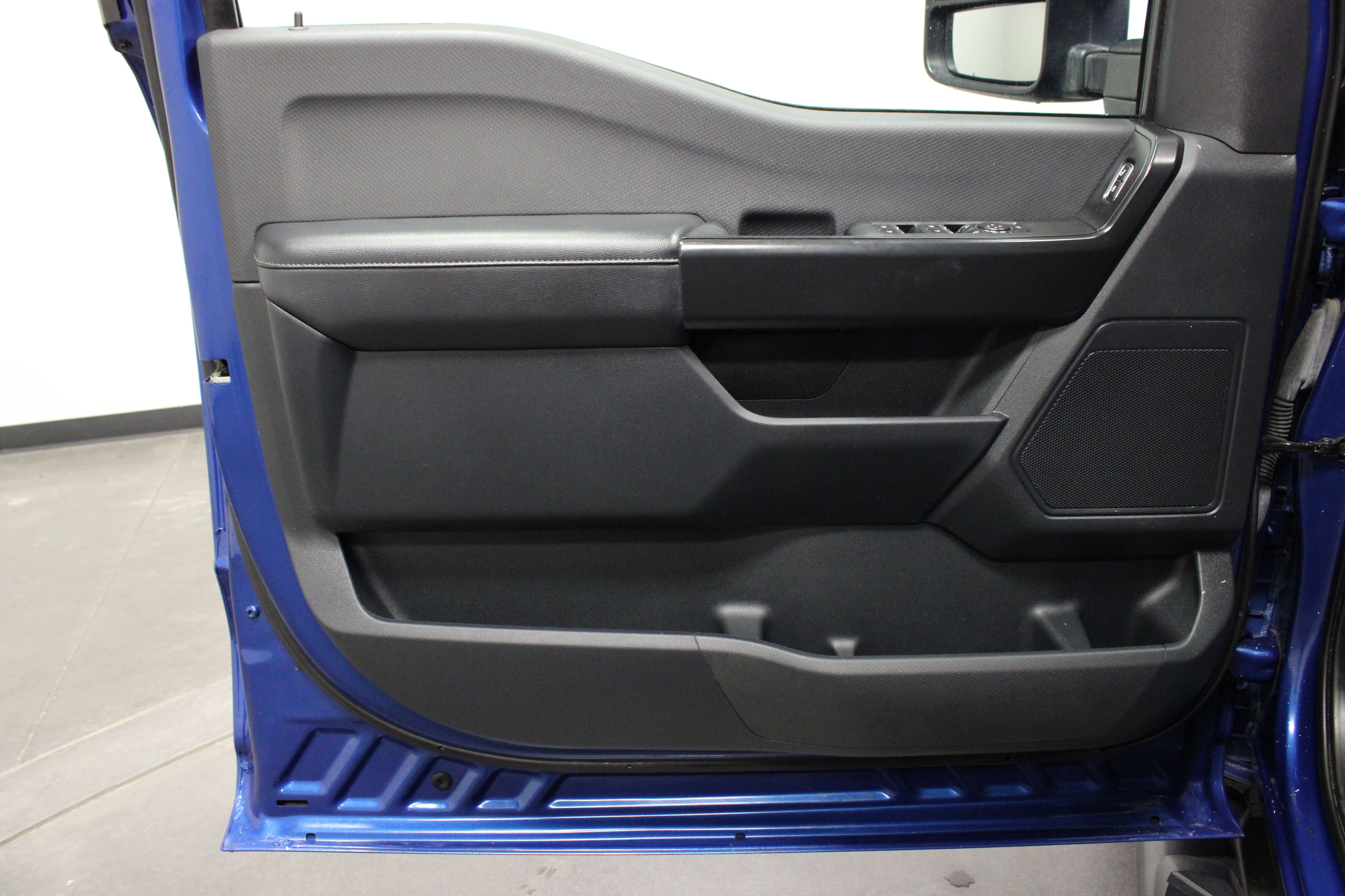 Used 2022 Ford F150 XL w/ STX Appearance Package AWD/4WD image 19