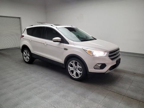 Used 2017 Ford Escape Titanium FWD image 11