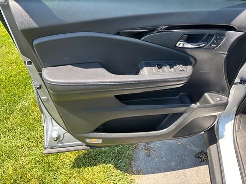 Certified 2018 Honda Ridgeline RTL-E image 10