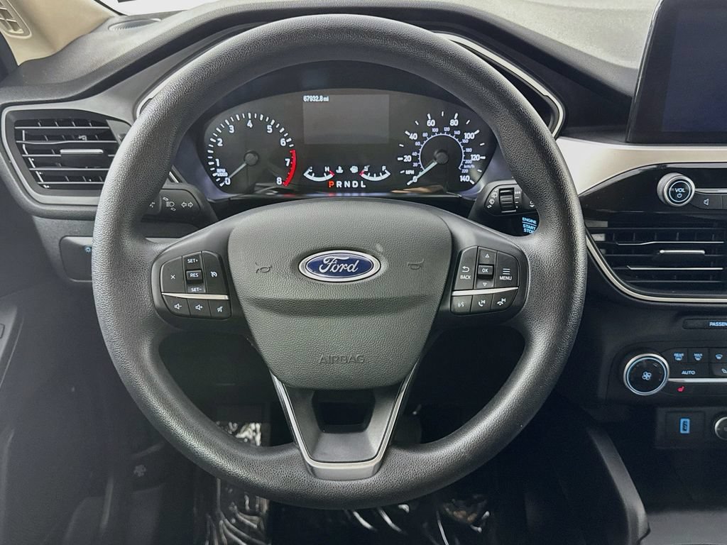Used 2020 Ford Escape SE FWD image 13