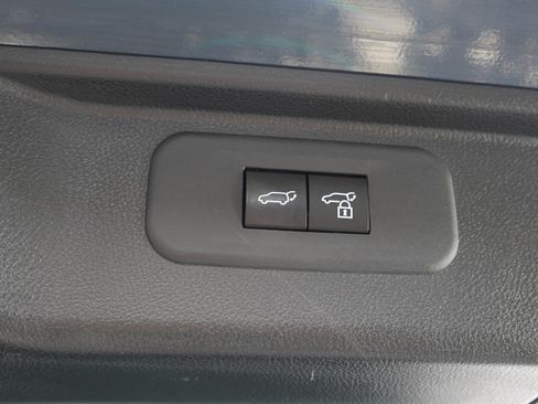 Used 2024 Toyota Grand Highlander AWD Hybrid image 11
