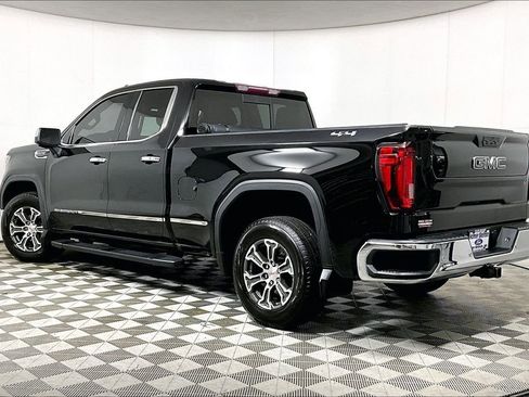 Used 2019 GMC Sierra 1500 SLT w/ SLT Convenience Package image 11