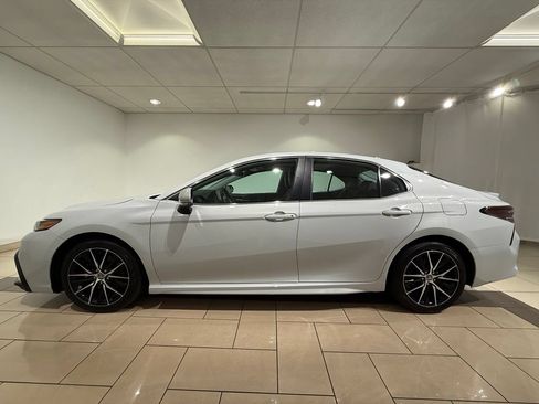 Certified 2023 Toyota Camry SE AWD/4WD image 2