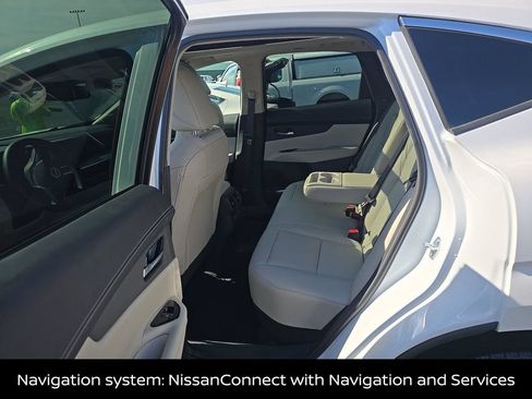 Certified 2025 Nissan Murano SL AWD/4WD image 5