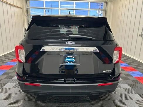 Used 2021 Ford Explorer 4WD image 4