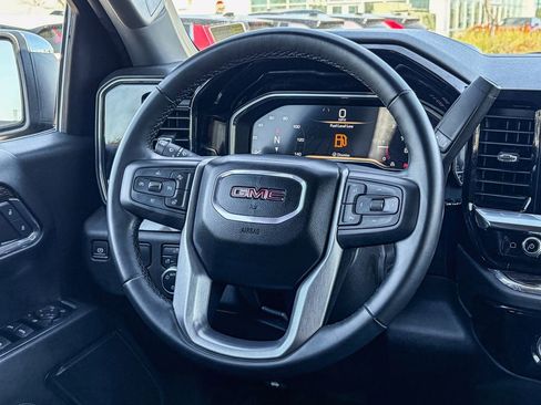 Used 2024 GMC Sierra 1500 SLE image 20