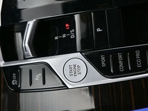 Used 2026 BMW X5 xDrive40i AWD/4WD image 30