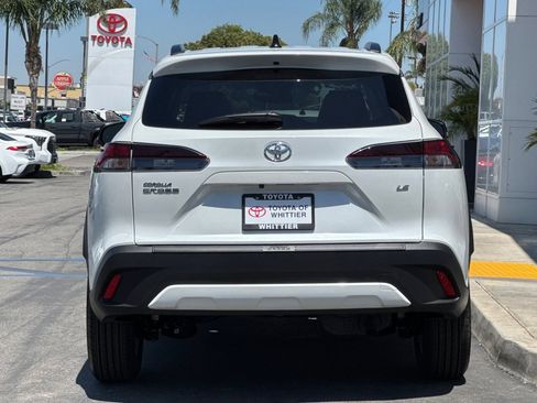 Certified 2026 Toyota Corolla Cross LE w/ Moonroof Package FWD image 6