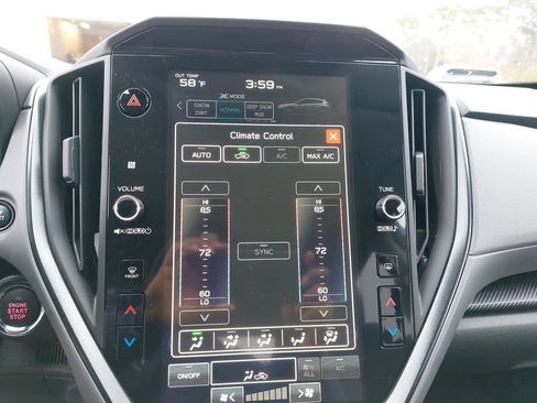 Used 2026 Subaru Crosstrek 2.0i Premium image 17