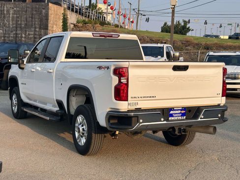 Used 2025 Chevrolet Silverado 2500 LT w/ Safety Package AWD/4WD image 5