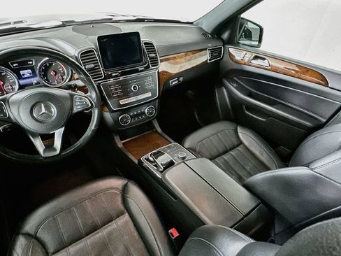 Used 2018 Mercedes-Benz GLS 450 4MATIC image 31