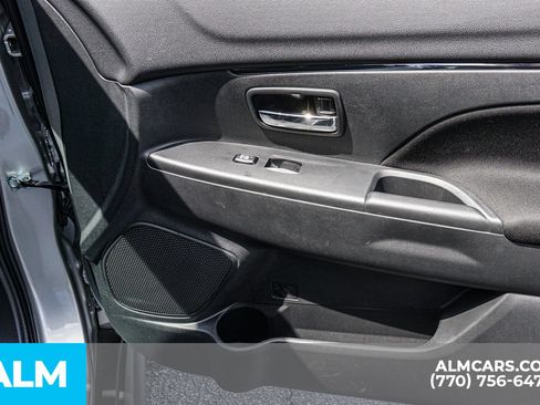Used 2025 Mitsubishi Outlander Sport AWD image 46