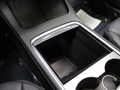 Used 2023 Tesla Model 3 Standard Range image 41