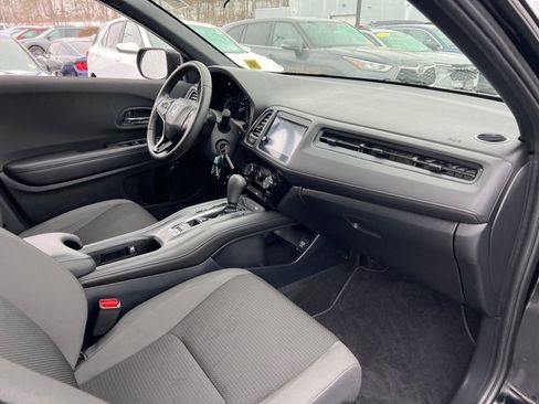 Certified 2022 Honda HR-V Sport image 24
