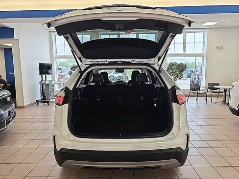 Used 2023 Ford Edge SEL AWD/4WD image 28