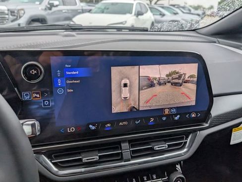 New 2026 Chevrolet Equinox EV LT w/ Comfort Package AWD/4WD image 14