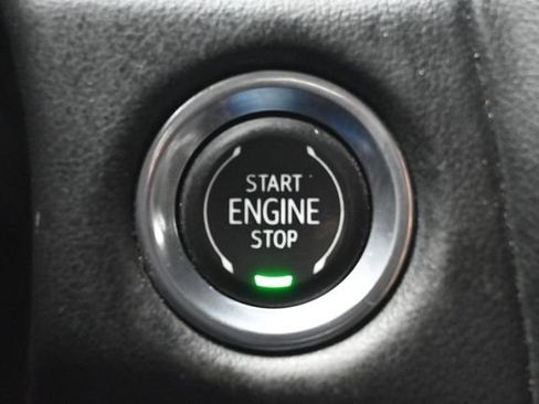 Used 2021 GMC Yukon XL SLT w/ SLT Luxury Plus Package AWD/4WD image 22
