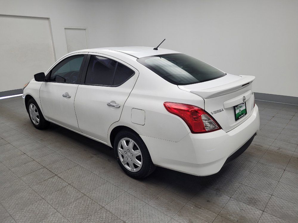 Used 2019 Nissan Versa SV FWD image 5