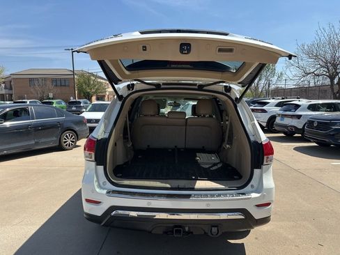 Used 2014 Nissan Pathfinder Platinum w/ Platinum Premium Package image 19