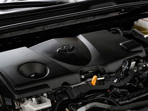 Used 2022 Toyota Camry XSE image 50