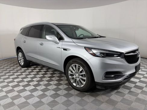 Used 2021 Buick Enclave Premium w/ Sun and Sites Package FWD image 1