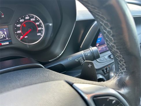 Used 2021 Chevrolet Camaro LT w/ Technology Package image 22