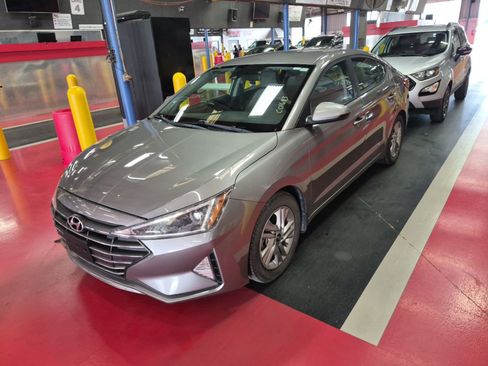 Used 2020 Hyundai Elantra SEL FWD image 1