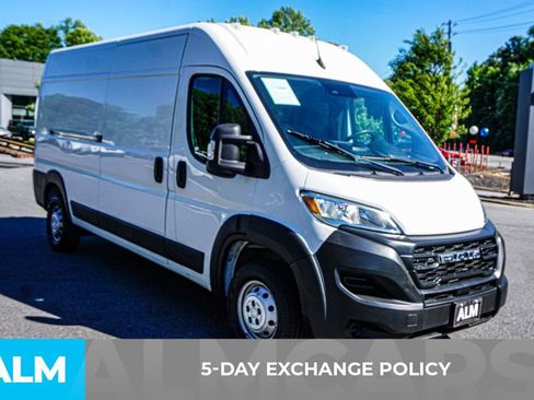 Used 2023 RAM ProMaster 2500 FWD image 4
