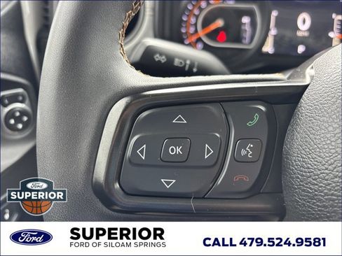 Used 2024 Jeep Wrangler Willys AWD/4WD image 25