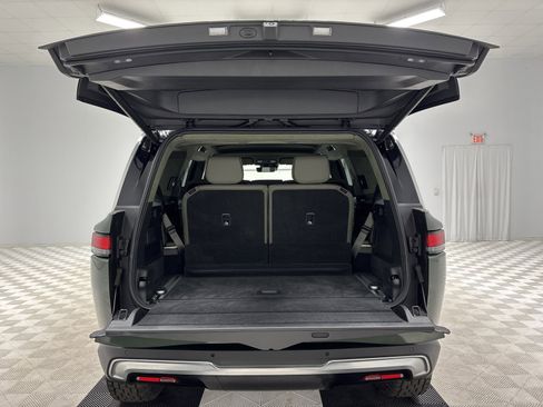 Used 2024 Rivian R1S Adventure AWD/4WD image 15