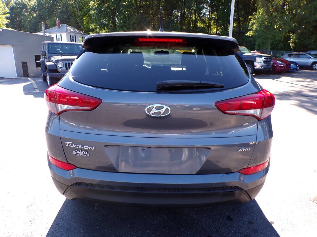 Used 2018 Hyundai Tucson SE AWD/4WD image 10
