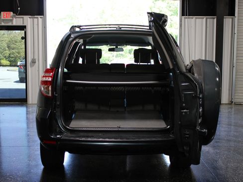 Used 2011 Toyota RAV4 2WD w/ Base L4 Extra Value Pkg image 23