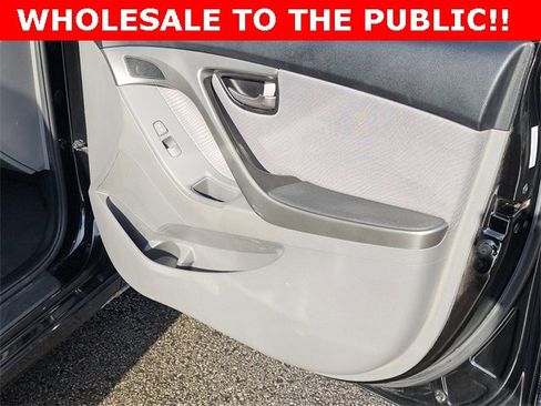 Used 2011 Hyundai Elantra GLS w/ Navigation Pkg 4 image 15