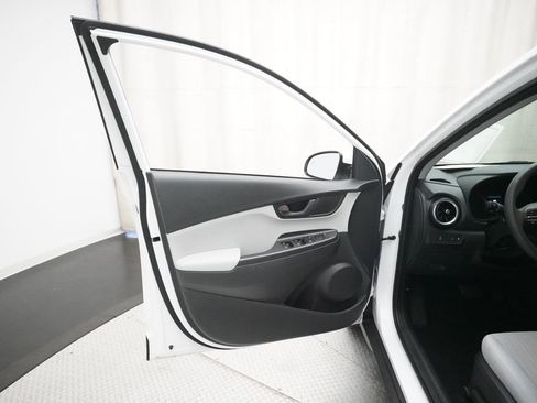 Used 2023 Hyundai Kona SEL w/ Cargo Package image 27