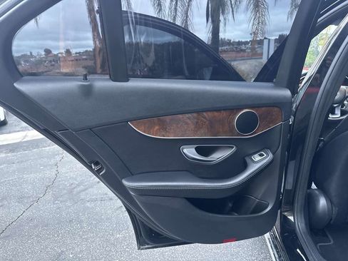 Used 2018 Mercedes-Benz C 300 Sedan image 19