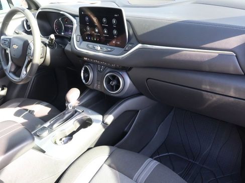 Certified 2023 Chevrolet Blazer LT image 40