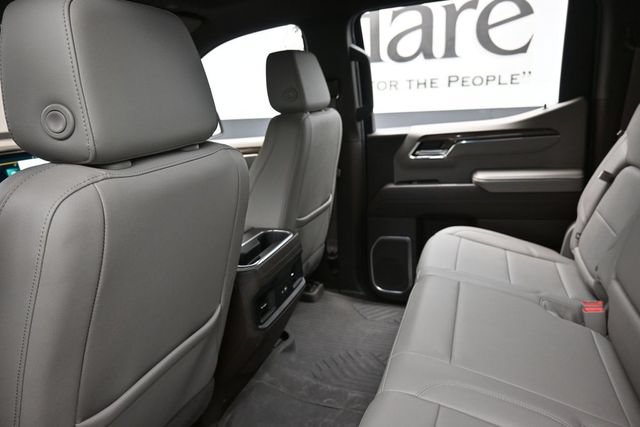Used 2023 Chevrolet Silverado 1500 RST AWD/4WD image 17