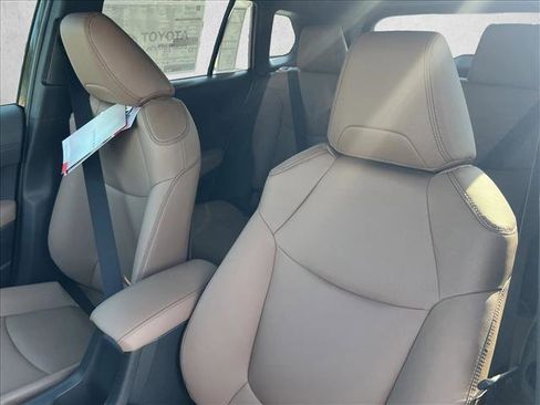 New 2026 Toyota Corolla Cross XLE image 15