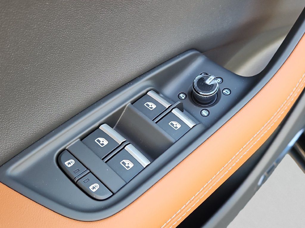 New 2027 Audi Q8 Prestige AWD/4WD image 21
