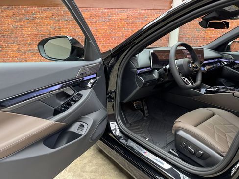 New 2027 BMW 540i xDrive AWD/4WD image 9