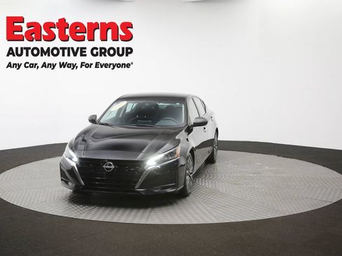 Used 2024 Nissan Altima 2.5 SV FWD image 53