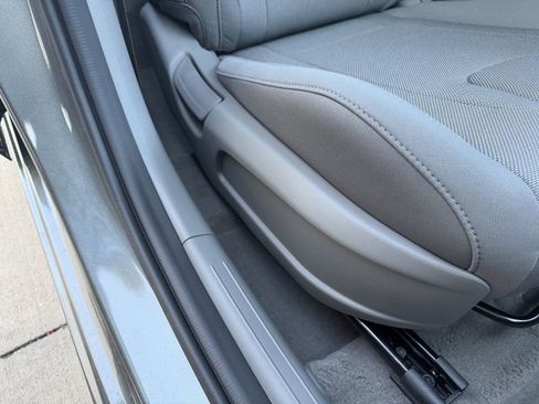 New 2026 Hyundai Elantra SE image 25