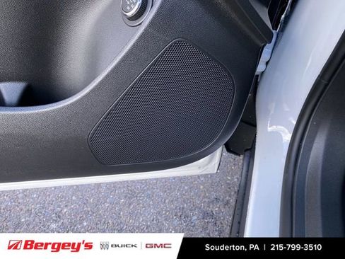 New 2026 Buick Envista Sport Touring w/ Convenience I Package FWD image 27