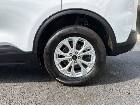 Used 2025 Ford Escape Active image 30