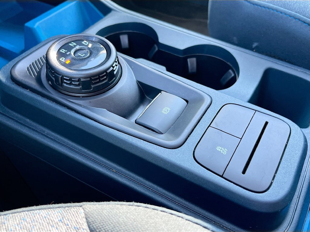 Used 2025 Ford Maverick XLT w/ XLT Luxury Package FWD image 16