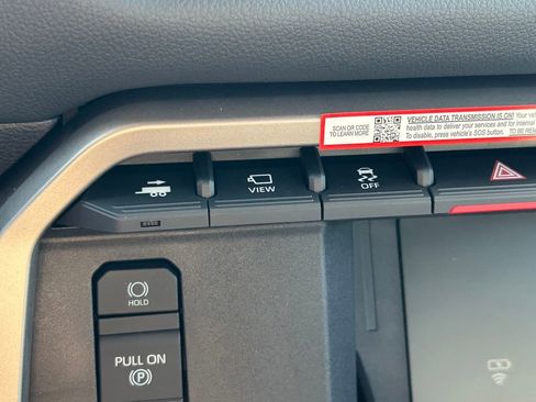 New 2026 Toyota Tundra Limited AWD/4WD image 31