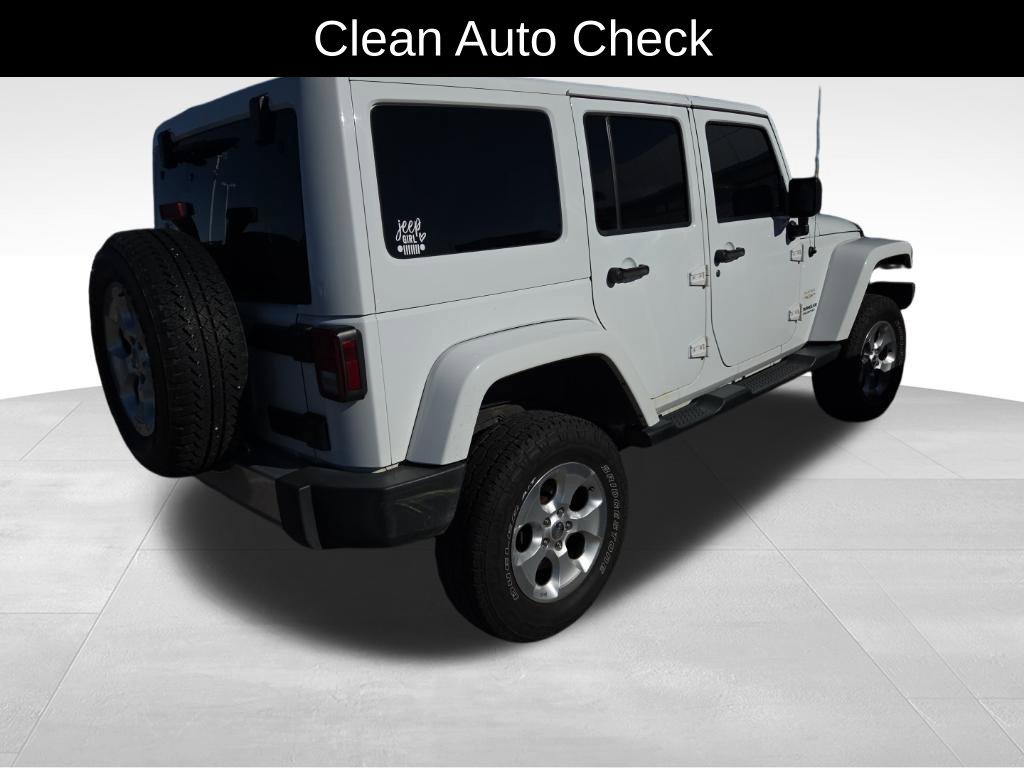 Used 2015 Jeep Wrangler Unlimited Sahara w/ Connectivity Group AWD/4WD image 5